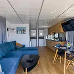 Tiny Houseboat De Woudaap - I Alpstuga *