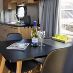 Alpstuga Tiny Houseboat De Woudaap - I