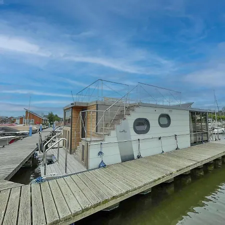 Tiny Houseboat De Woudaap - I * Uitgeest