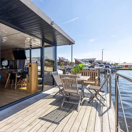 シャレー Tiny Houseboat De Woudaap - I Uitgeest