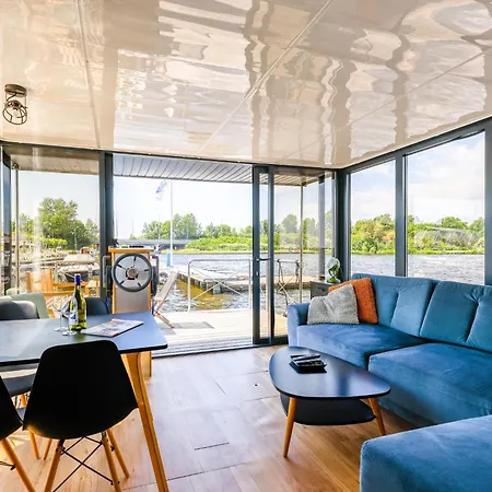 シャレー Tiny Houseboat De Woudaap - I Uitgeest