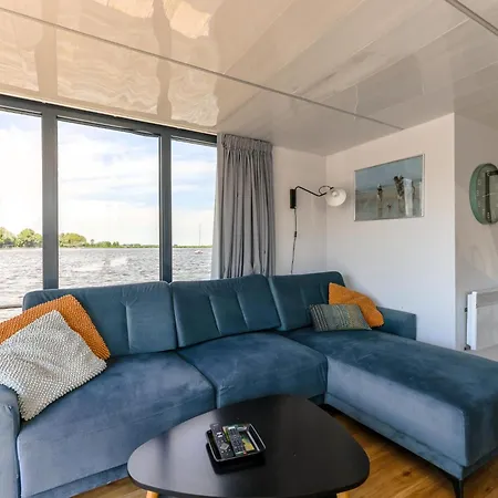 Tiny Houseboat De Woudaap - I Uitgeest
